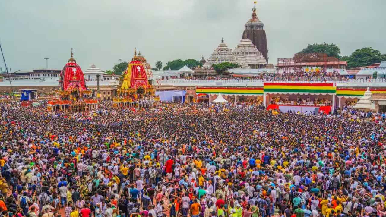 రథయాత్రలో తొక్కిసలాట.. పూరీలోని గుడించా గుడి వద్ద ఘటన.. ముగ్గురి మృతి