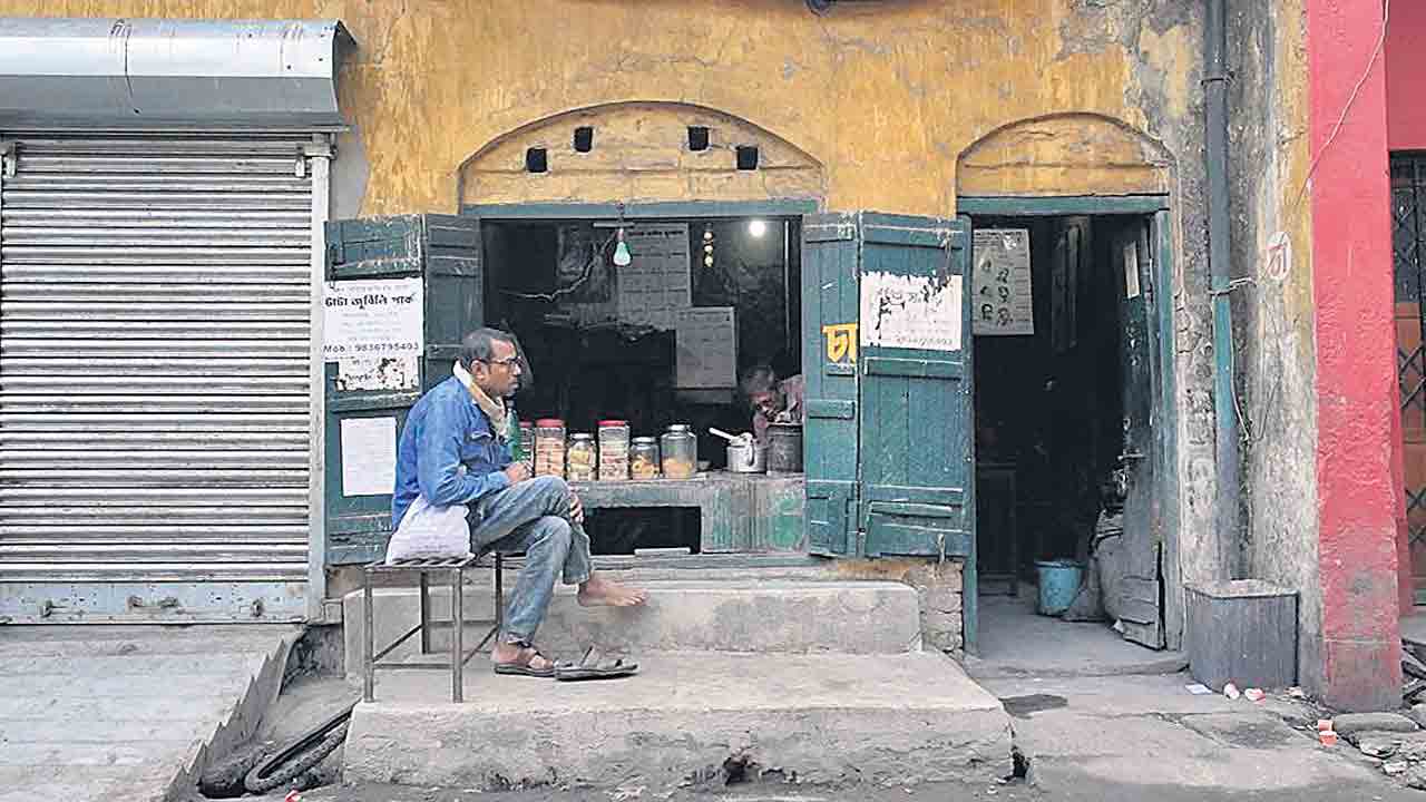 సహకార స్ఫూర్తిని చాటే చాయ అడ్డా