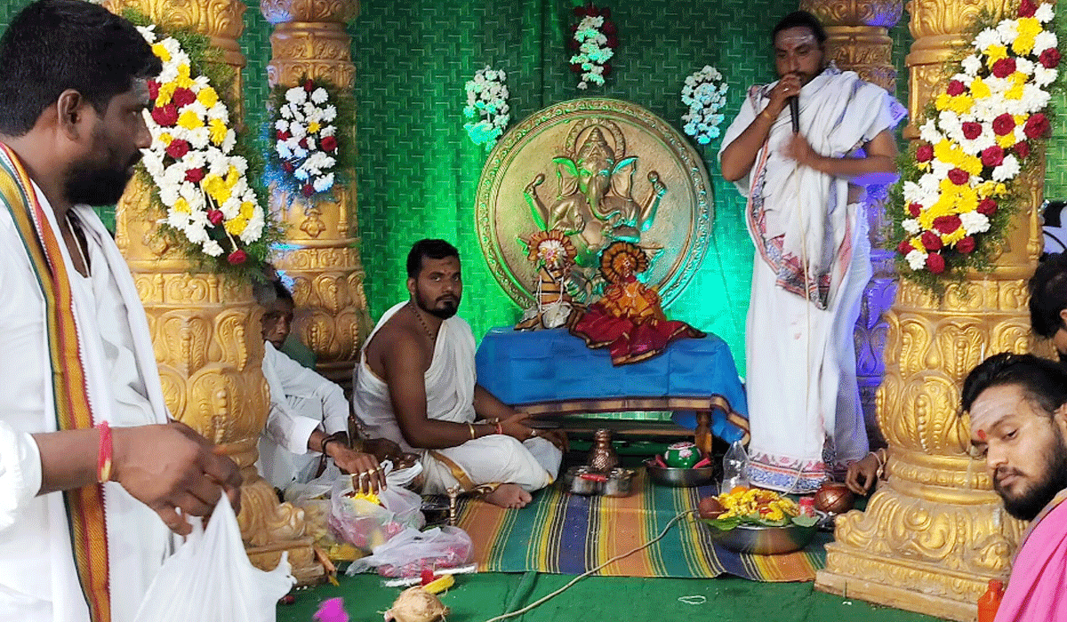 Veenavanka | ఘన్ముక్లలో కన్నుల పండువగా శివపార్వతుల కల్యాణం