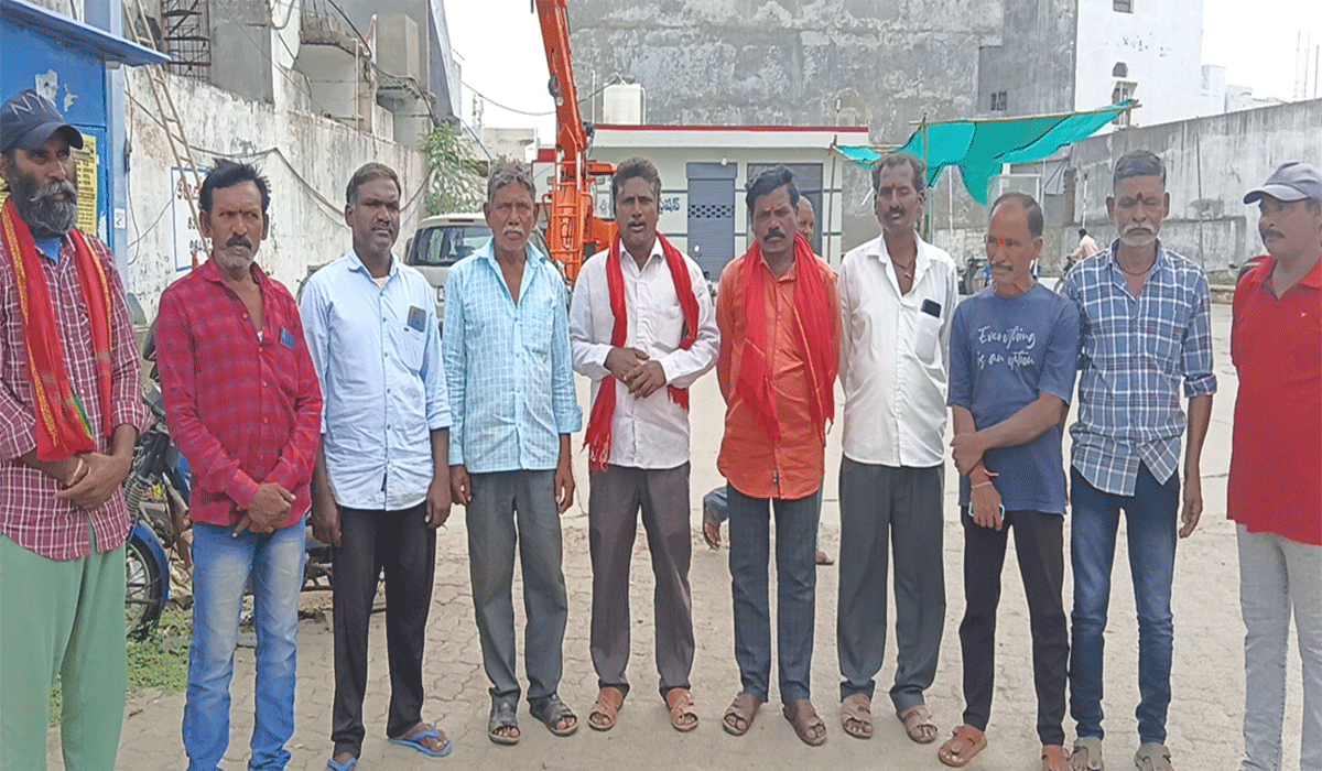 vemulawada | ఇరాన్ పై అమెరికా దాడి విచారకరం.. సీపీఐ నాయకులు రాములు