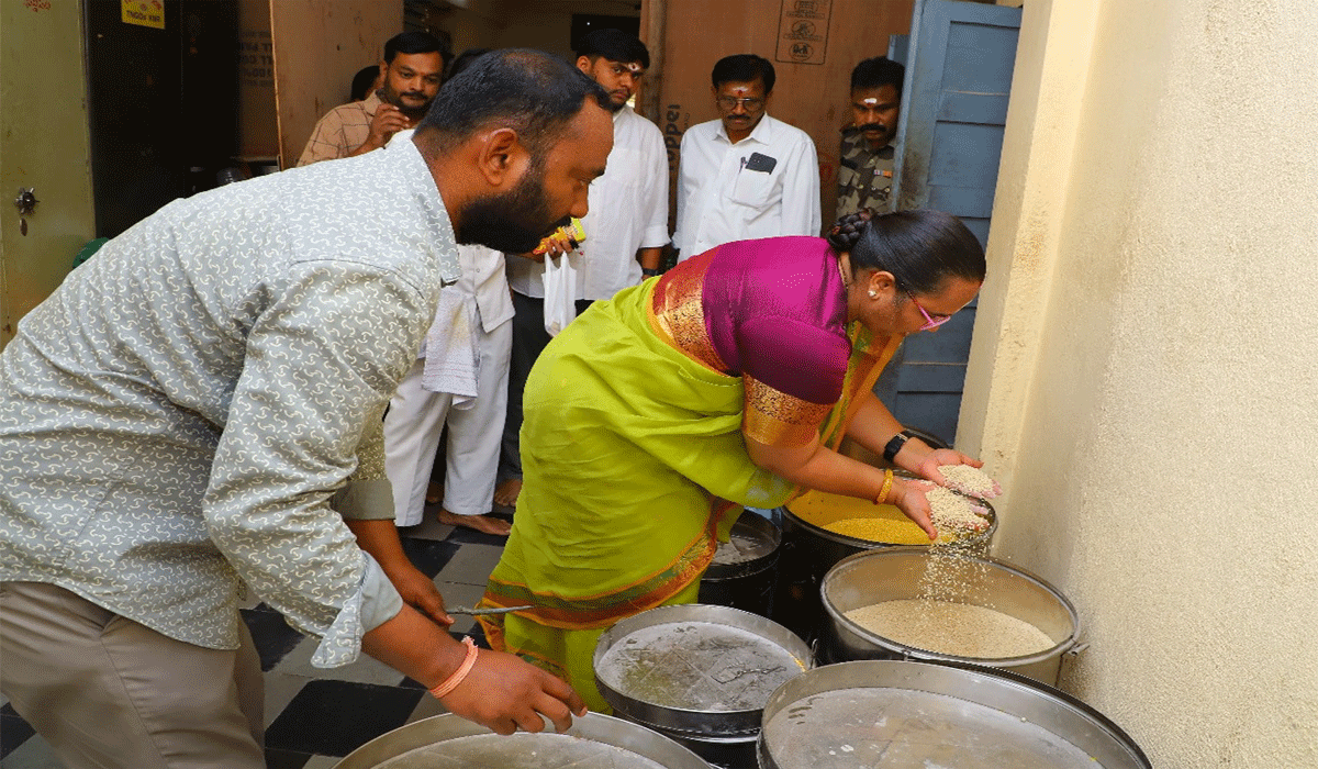 Vemulawada | ప్రసాదాల తయారీలో నాణ్యత లోపిస్తే చర్యలే.. వేములవాడ ఈవో రాధా బాయి