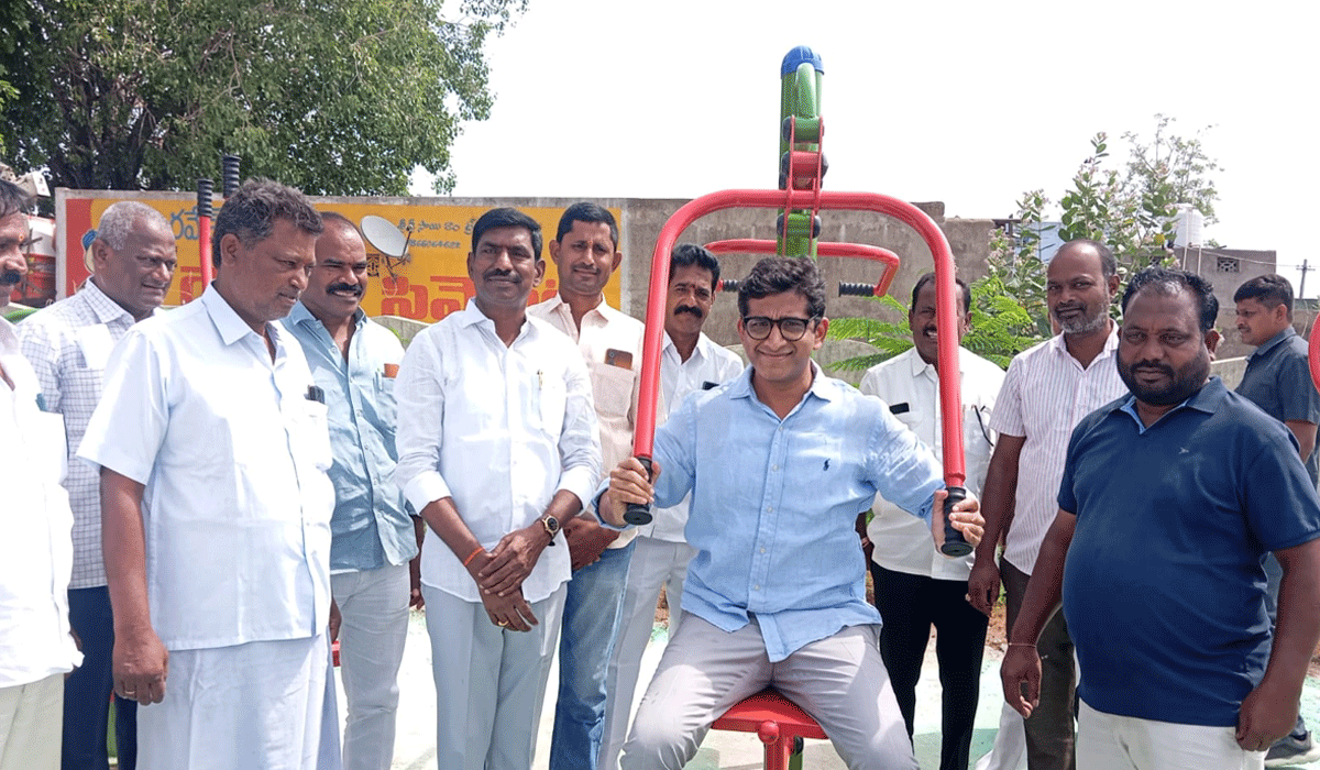 Open gyms | ఓపెన్ జిమ్ లను యువత సద్వినియోగం చేసుకోవాలి.. కోరుట్ల ఎమ్మెల్యే డాక్టర్ కల్వకుంట్ల సంజయ్