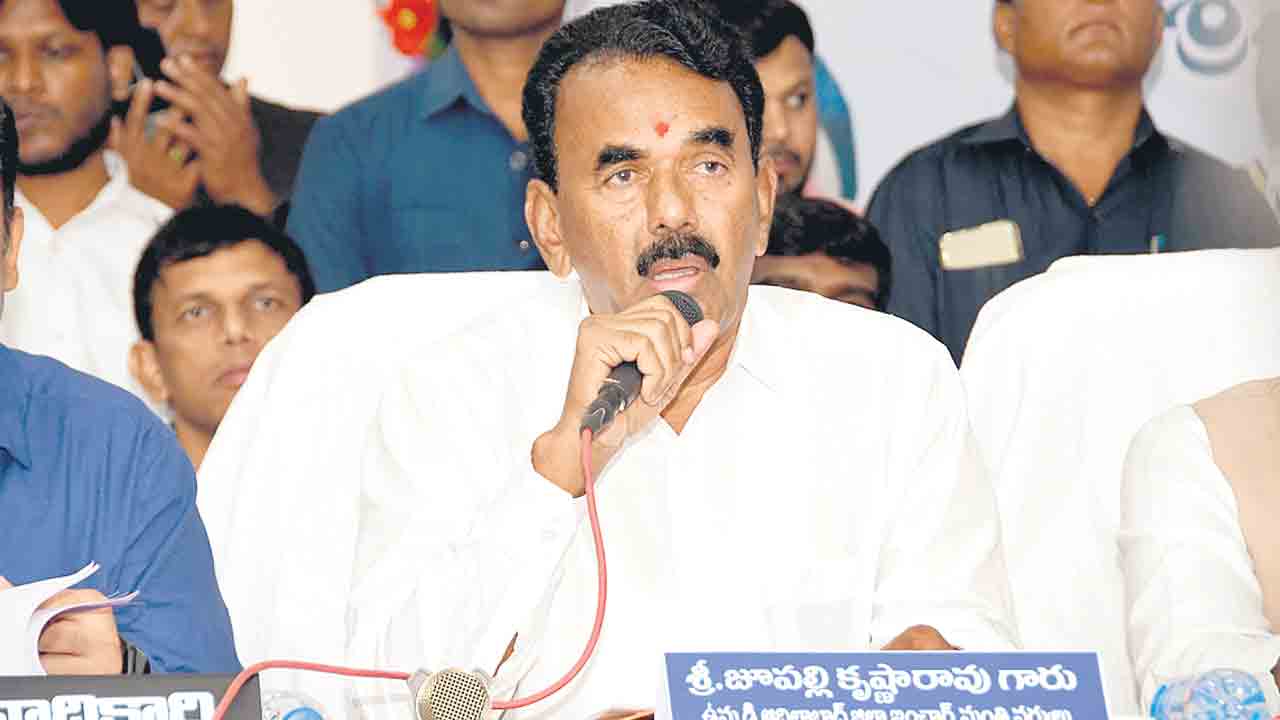 పథకాలను సమర్థవంతంగా అమలు చేయాలి