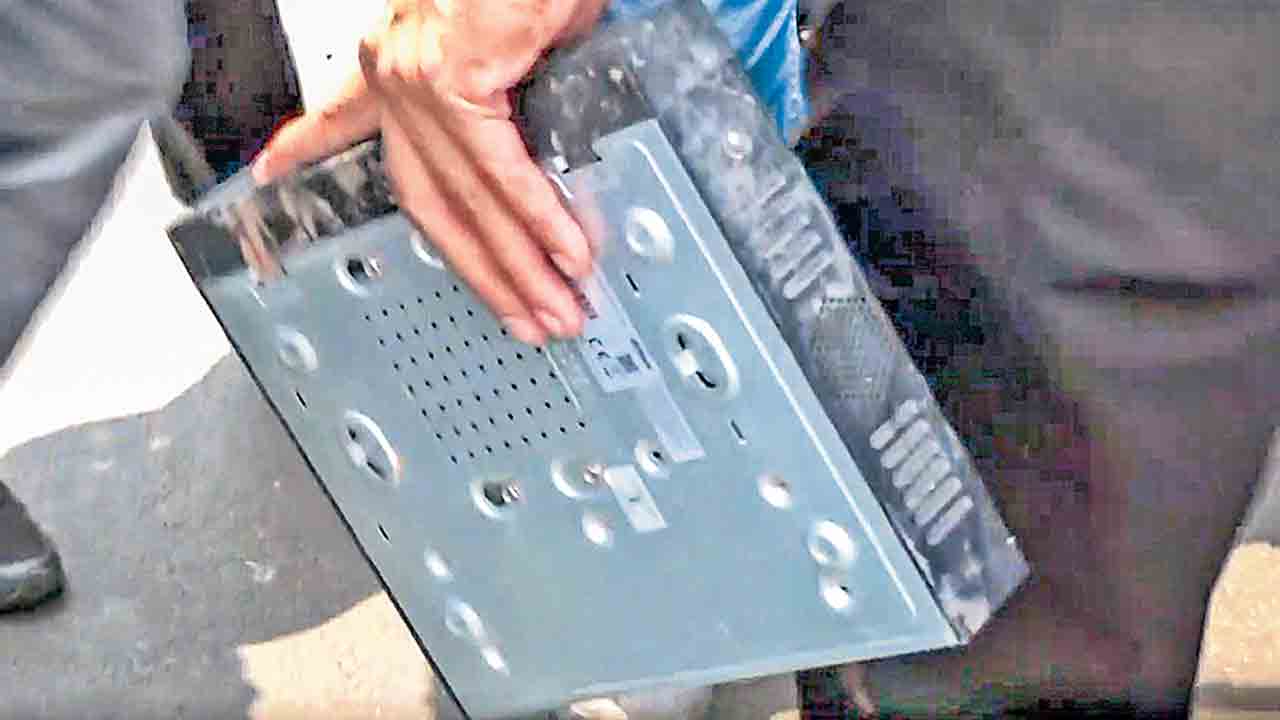 బ్లాక్‌బాక్స్‌ లభ్యం