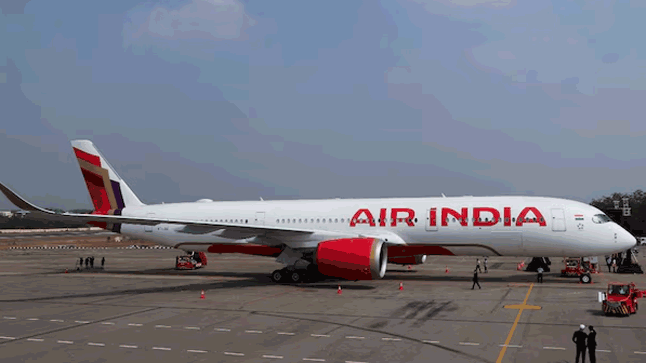 Bomb Threat | ఎయిర్‌ ఇండియా విమానంలో బాంబు ఉంది.. టిష్యూ పేపర్‌పై బెదిరింపు సందేశం