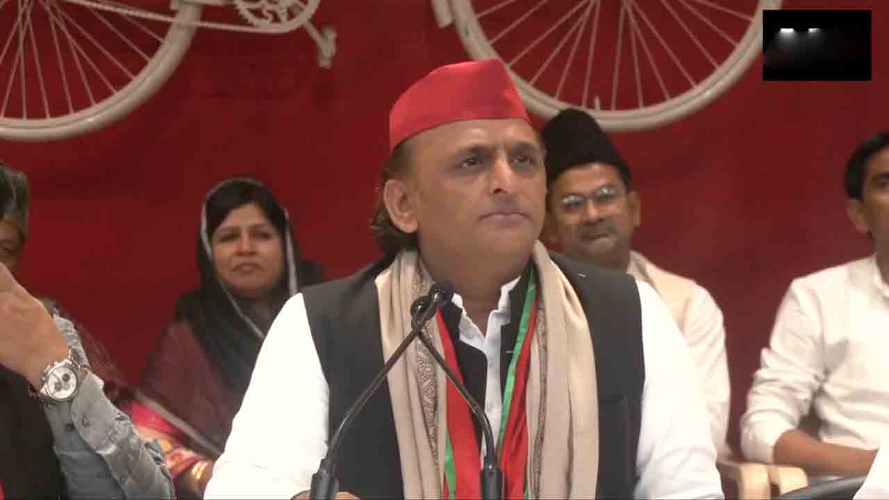 Akhilesh Yadav | ఇండియా కూటమి చెక్కుచెదరదు.. పోయేవాళ్లు పోవచ్చు : అఖిలేష్‌ యాదవ్‌