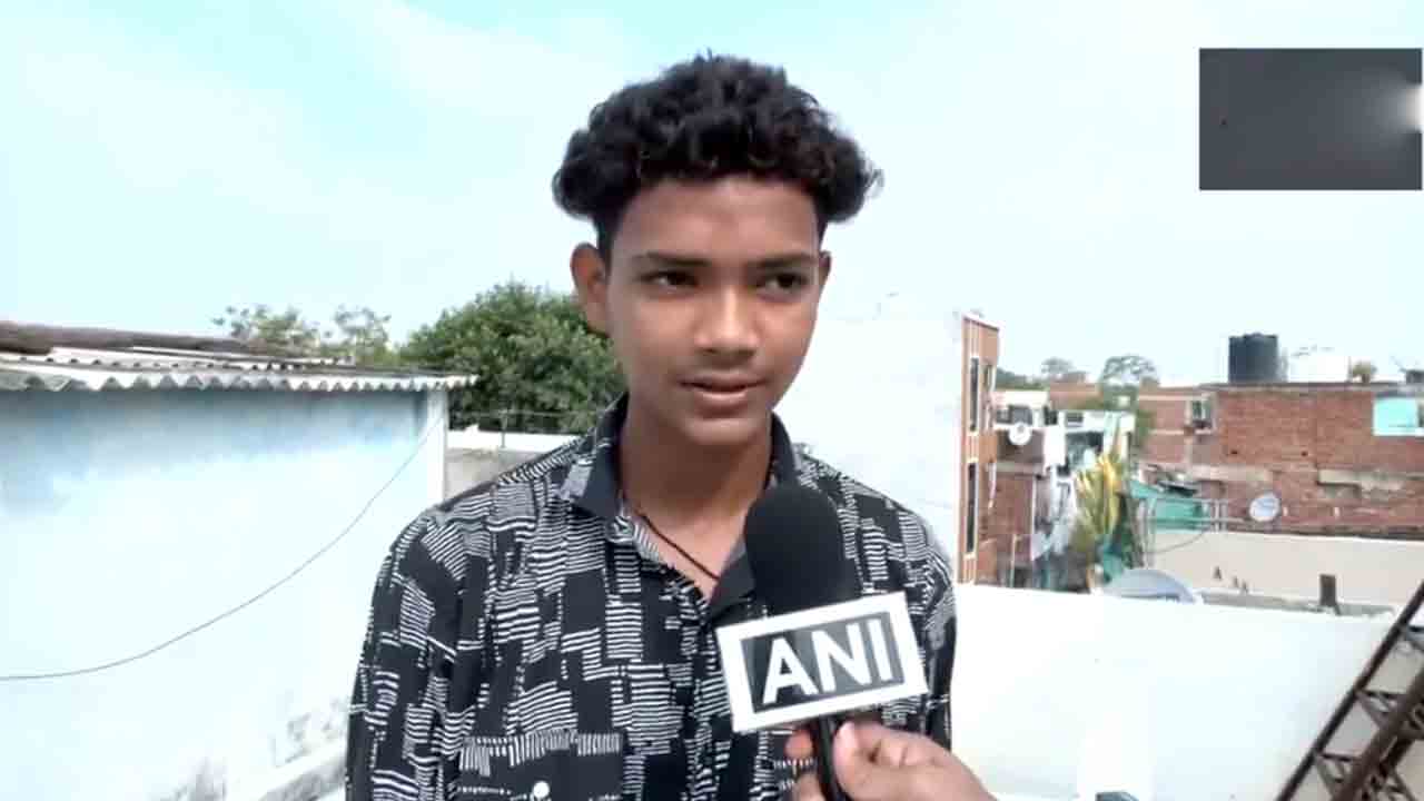 Aryan Asari | విమానం దగ్గర నుంచి వెళ్తుండటంతో వీడియో తీశా.. కానీ ఇంతలో..!