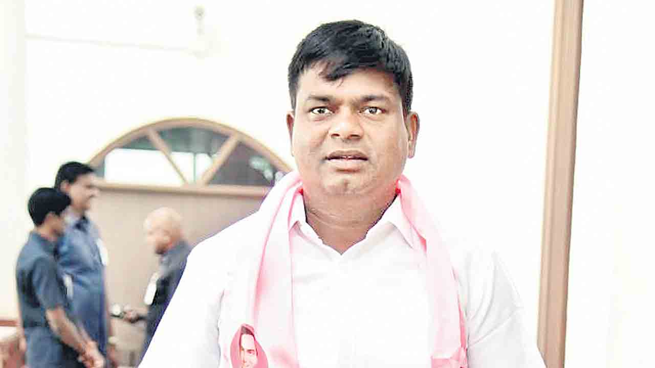 అక్రమ కేసులతో బీఆర్ఎస్ను అడ్డుకోలేరు