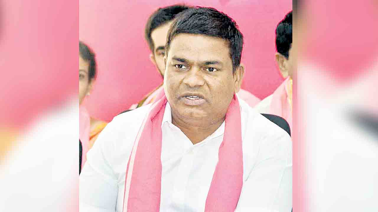 కేసీఆర్‌ తెలంగాణ సూర్యుడు