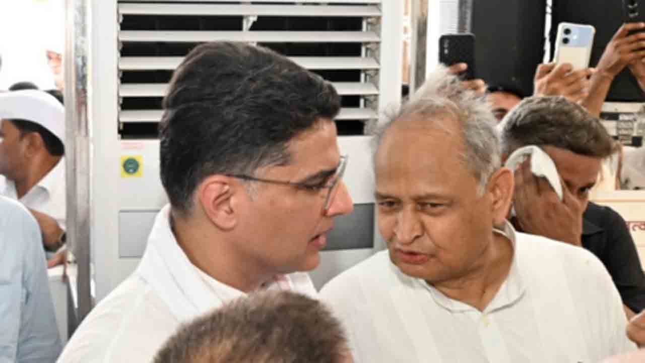 Ashok Gehlot | సచిన్‌ పైలట్‌ నుంచి ఎప్పుడూ దూరం కాలేదు: అశోక్ గెహ్లాట్