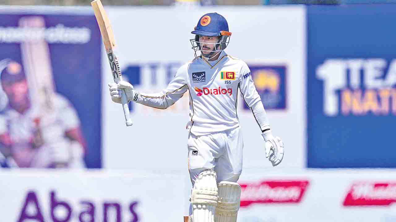 నిస్సనక సెంచరీ.. శ్రీలంక తొలి ఇన్నింగ్స్ 368/4
