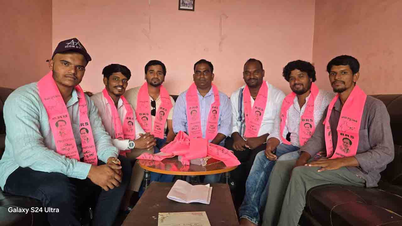 BRS Party | బీఆర్‌ఎస్‌ మాత్రమే సెక్యులర్‌ పార్టీ : బీఆర్‌ఎస్‌ యువజన విభాగం నాయకులు