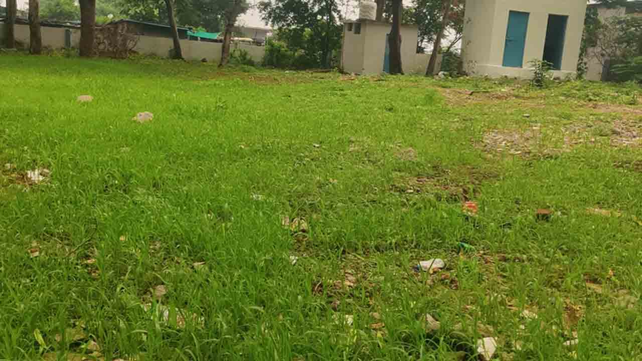 Bazahutnoor School