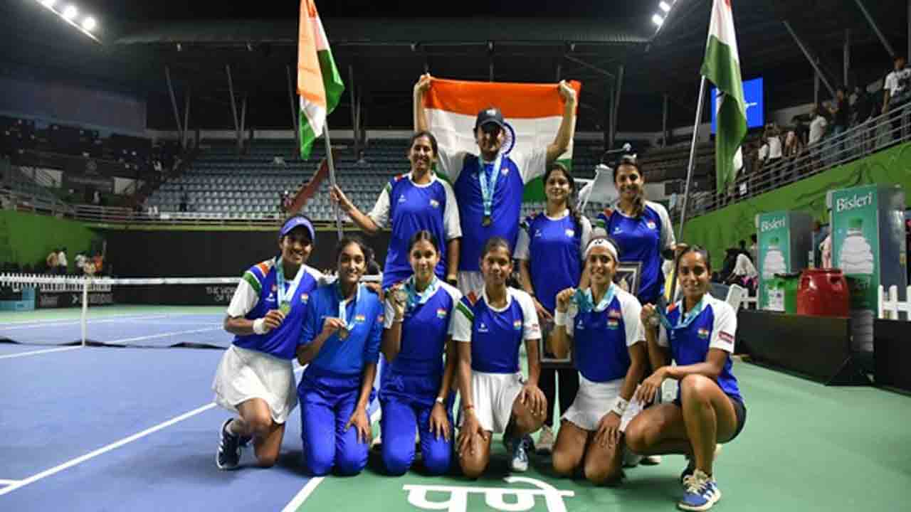 బెంగళూరులో బిల్లీజీన్‌ కప్‌