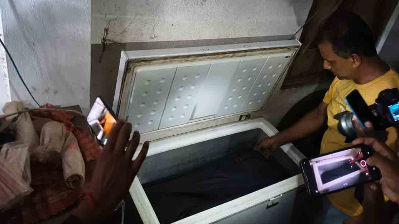 Love Triangle Murder | త్రిపురలో ‘ట్రయాంగిల్ లవ్ మర్డర్’.. ఐస్‌క్రీమ్‌ ఫ్రీజర్‌లో వ్యక్తి మృతదేహం