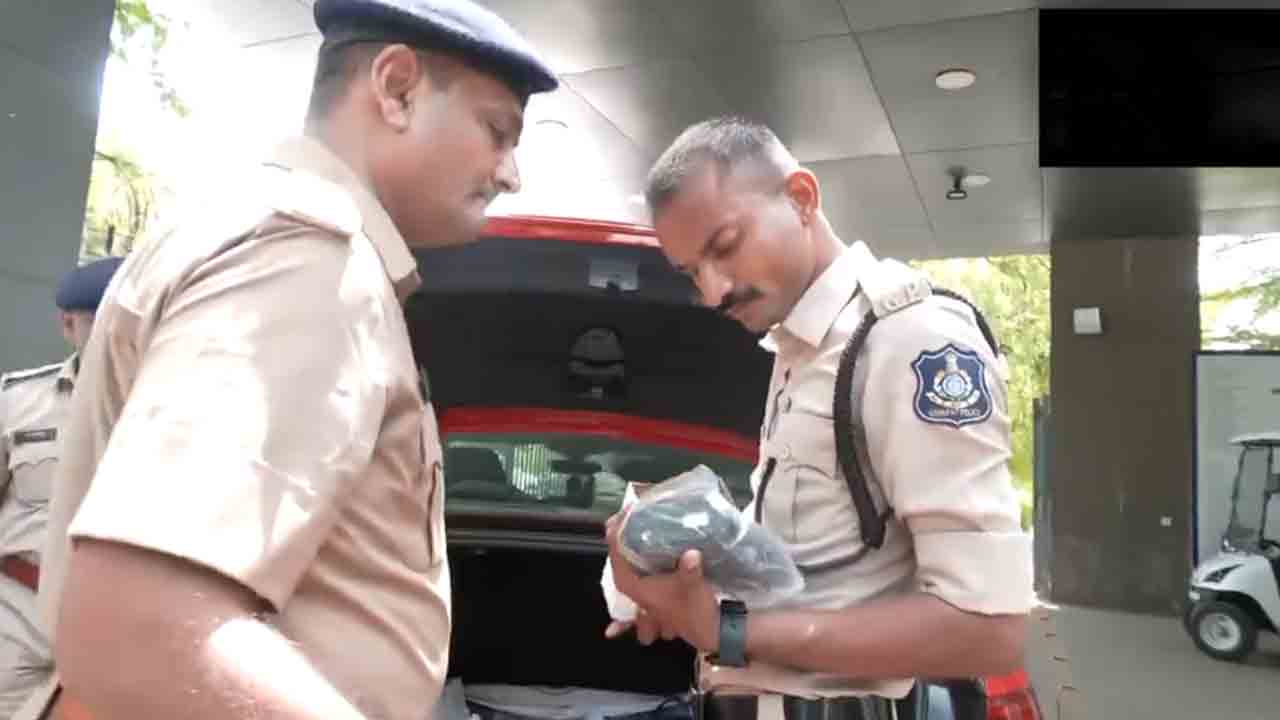 Bomb threat | గుజరాత్‌ హైకోర్టుకు బాంబు బెదిరింపు.. Video