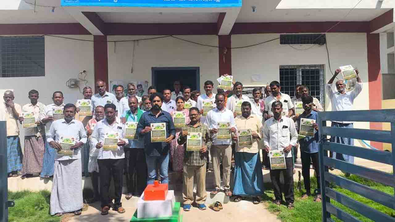 Scientist Bharat Bhushan | రైతులు పొలాల్లో రసాయన ఎరువుల వాడకాన్ని తగ్గించాలి: శాస్త్రవేత్త భరత్ భూషణ్