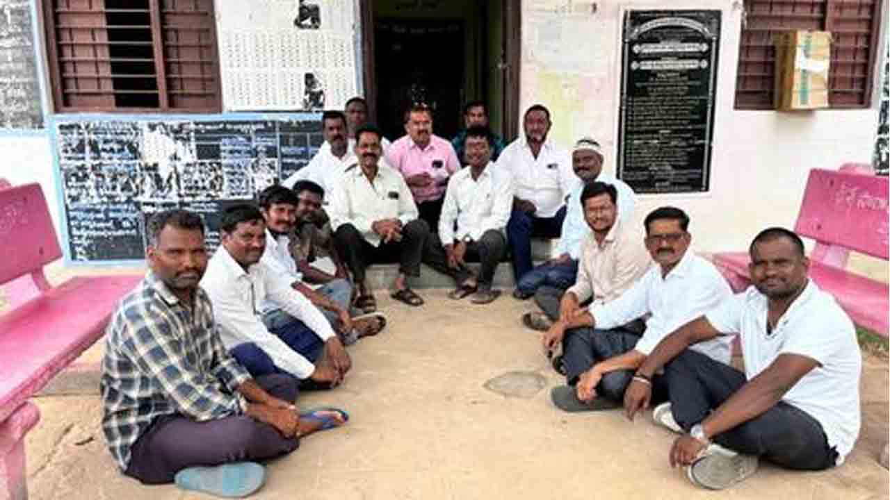 BRS Agitation | మంచినీటి సమస్యను పరిష్కరించాలని బీఆర్‌ఎస్‌ నాయకుల ఆందోళన