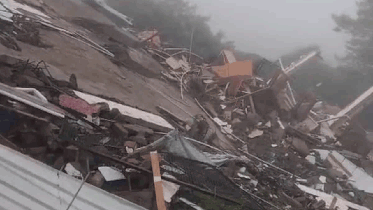 Shimla | భారీ వర్షాలు.. కుప్పకూలిన ఐదంతస్తుల భవనం