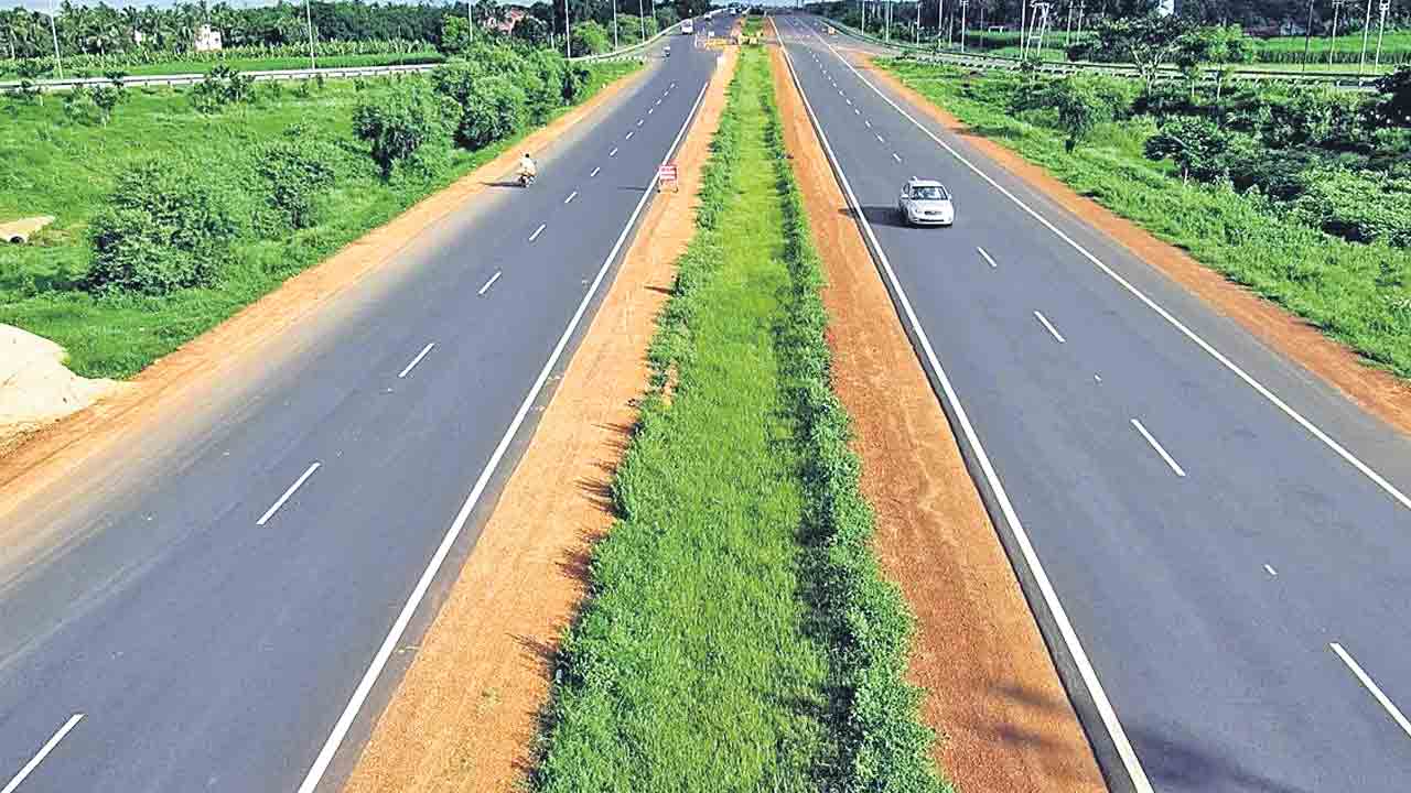 రహదారుల అప్‌గ్రేడ్‌ ఎప్పుడో.. బీఆర్‌ఎస్‌ హయాంలోనే కేంద్రానికి ప్రతిపాదనలు