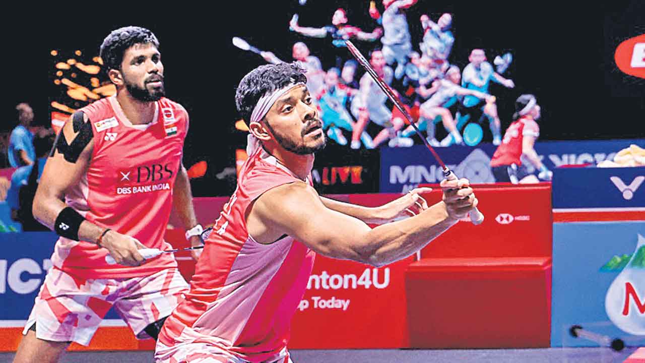 సింగపూర్‌ ఓపెన్‌ బ్యాడ్మింటన్‌ టోర్నీ క్వార్టర్స్‌కు.. సాత్విక్‌ జోడీ