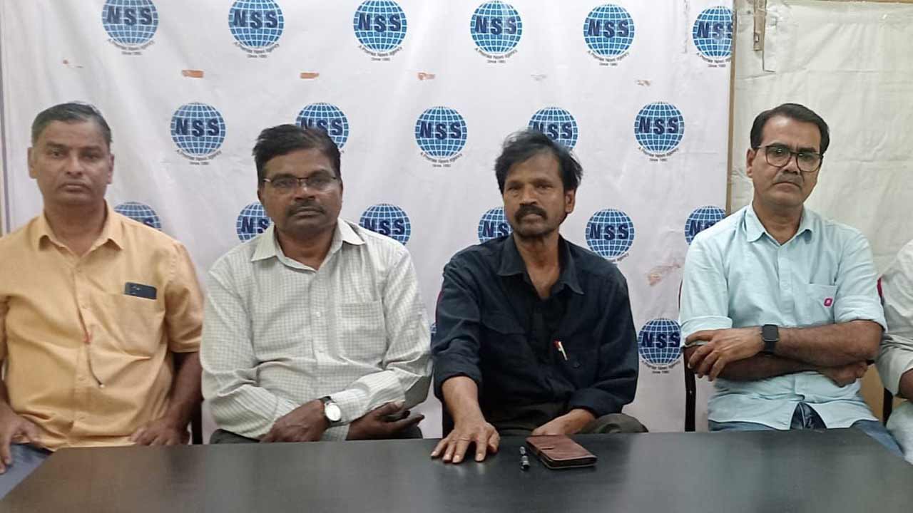 మావోయిస్టు నేతలను తక్షణమే కోర్టులో హాజరు పర్చాలి.. తెలంగాణ పౌర హక్కుల సంఘం డిమాండ్