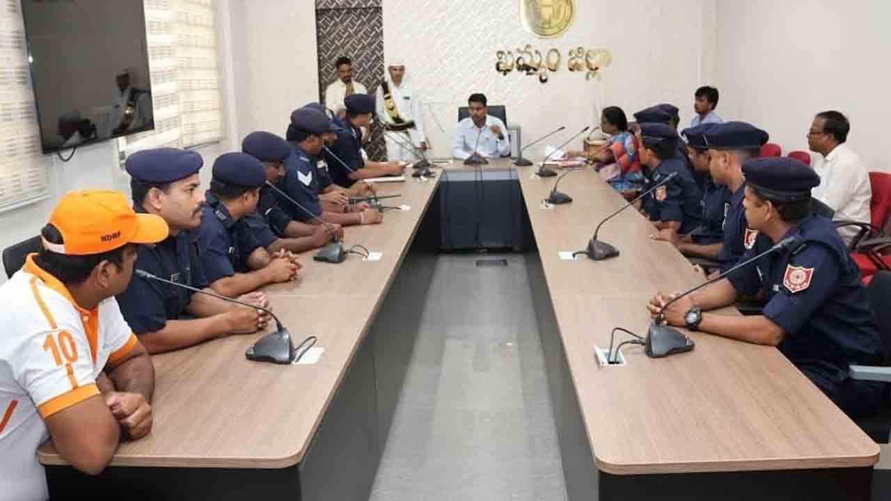విపత్తులను ఎదుర్కొనేందుకు సన్నద్ధం కావాలి