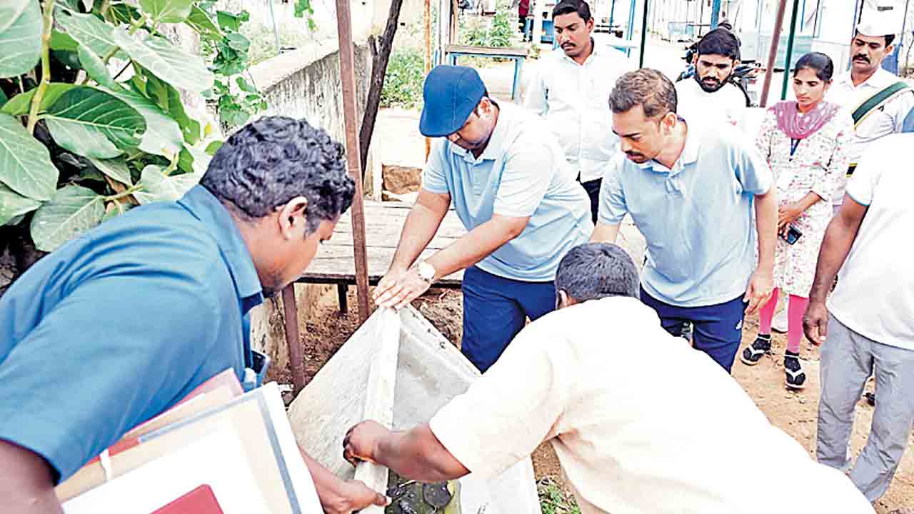ఎక్కడపడితే అక్కడ చెత్త వేయరాదు