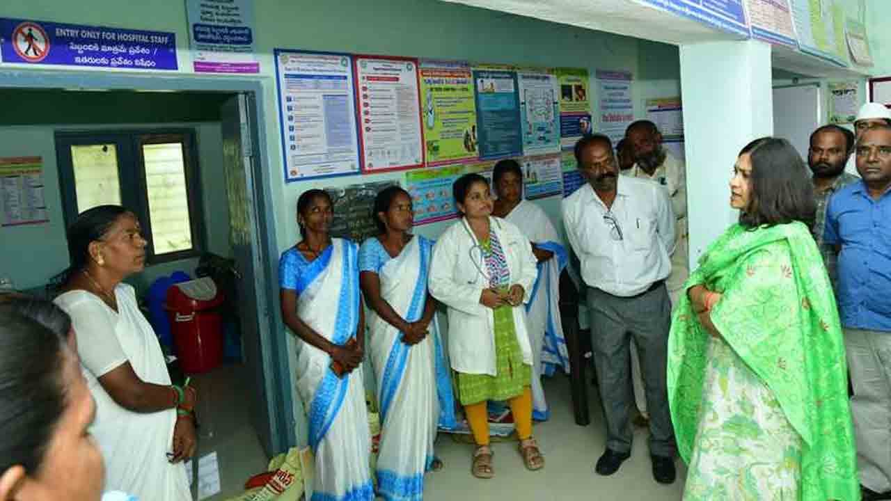 Collector Vijayendira Boi  | మాతా శిశు ఆరోగ్యంపై ప్రత్యేక శ్రద్ద వహించాలి : కలెక్టర్ విజయేందిర బోయి