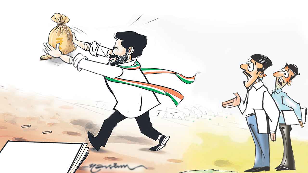 భగ్గుమంటున్న ఉద్యోగులు.. డిమాండ్లను పట్టించుకోని ప్రభుత్వం