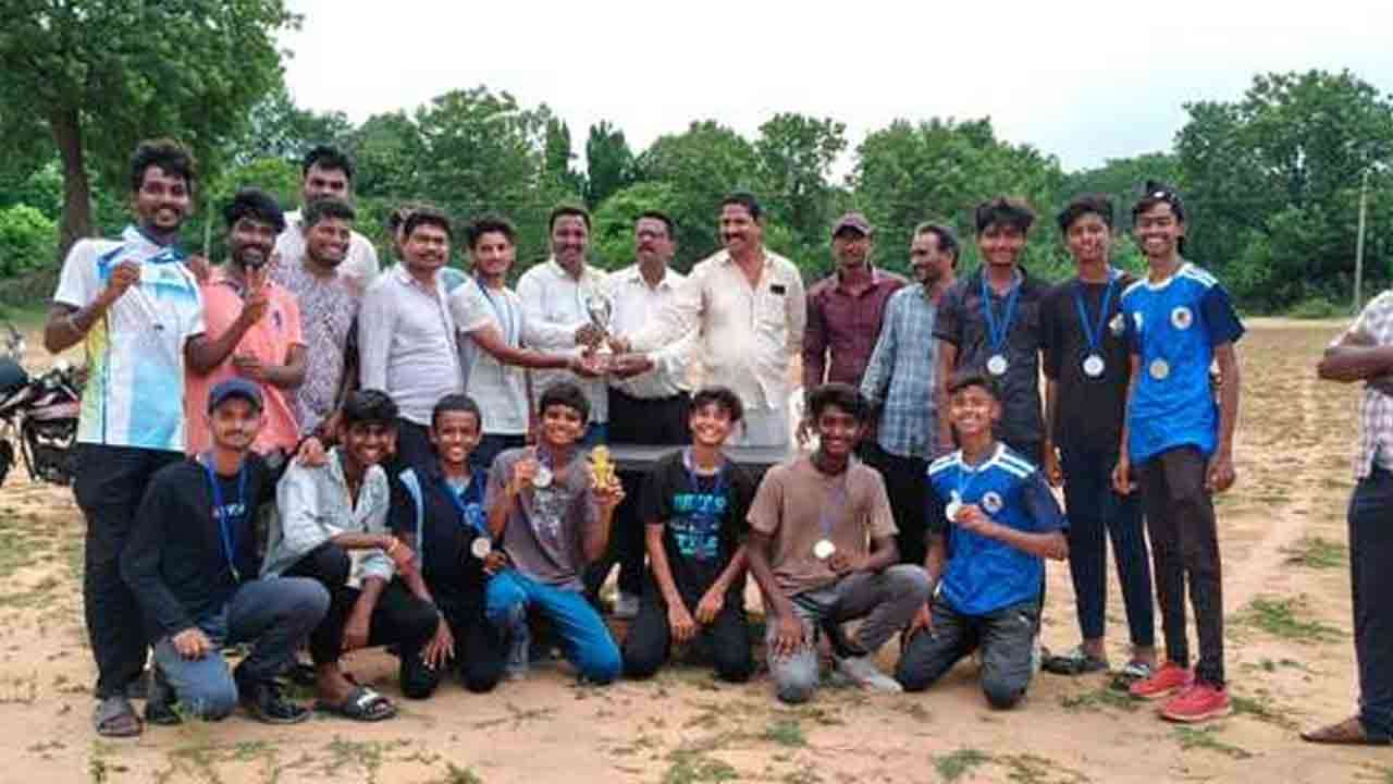 Sports | క్రీడల్లో గెలుపు, ఓటములు సహజం.. ముగిసిన క్రికెట్‌ పోటీలు