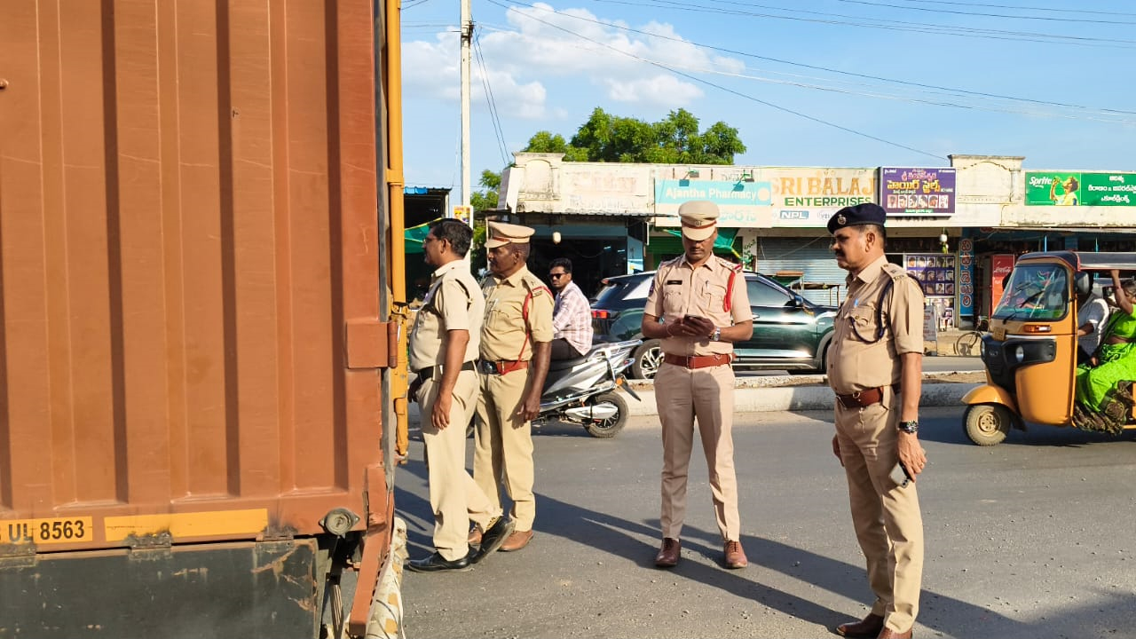 Khammam | నిబంధనలు ఉల్లంఘిస్తే కఠిన చర్యలు : అడిషనల్‌ డీసీపీ ప్రసాదరావు