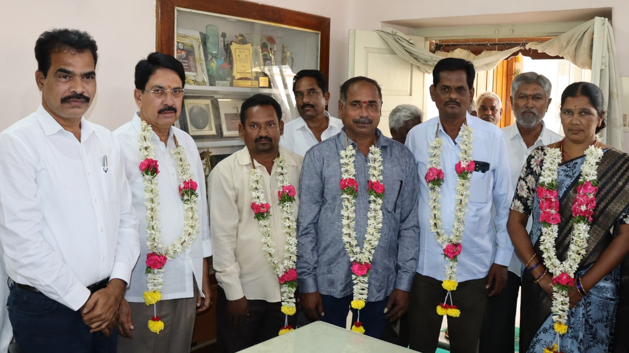 ముల్కనూరు సహకార సంఘం ఎన్నికలు ఏకగ్రీవం