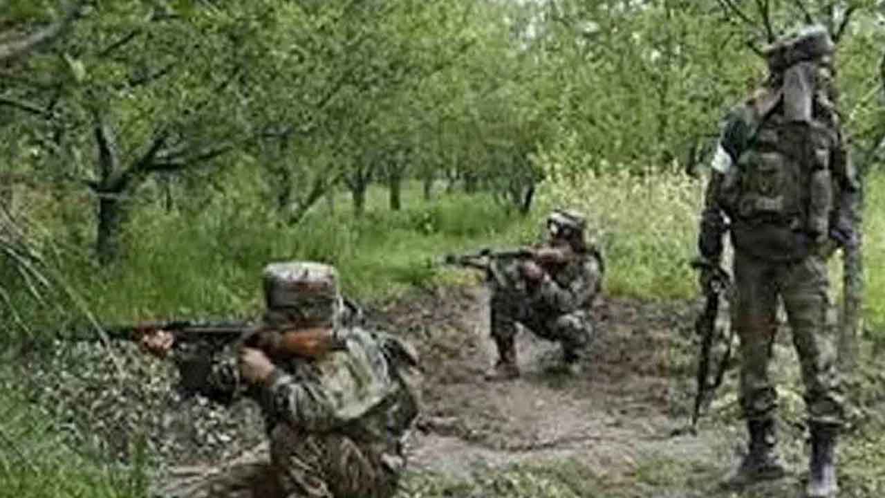 Unable To Sleep | కాల్పుల మోతతో నిద్ర పోలేకపోతున్నాం, ఆహారం నిండుకున్నాయి..   కుల్గాంలోని గ్రామస్తుల ఆవేదన