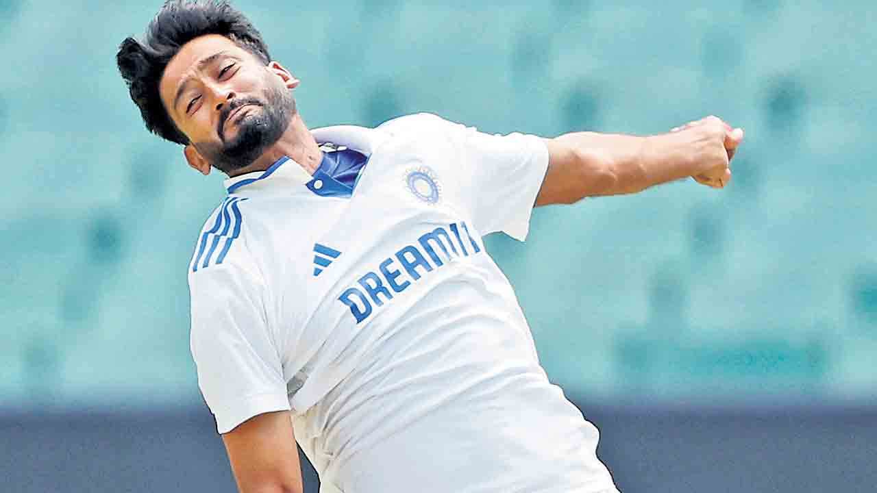 ఖలీల్‌ విజృంభణ.. ఇంగ్లండ్‌ లయన్స్‌ తొలి ఇన్నింగ్స్‌ 327 ఆలౌట్‌