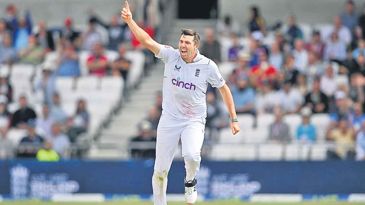 ఓవర్టన్‌కు పిలుపు.. భారత్‌తో తొలి టెస్టుకు ఇంగ్లండ్‌ జట్టు ప్రకటన