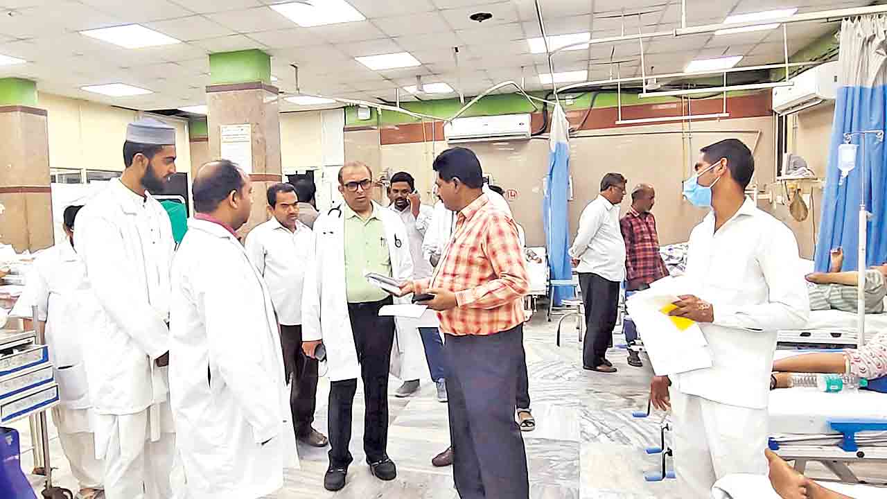 కాంట్రాక్టర్‌ నిర్లక్ష్యం వల్లే