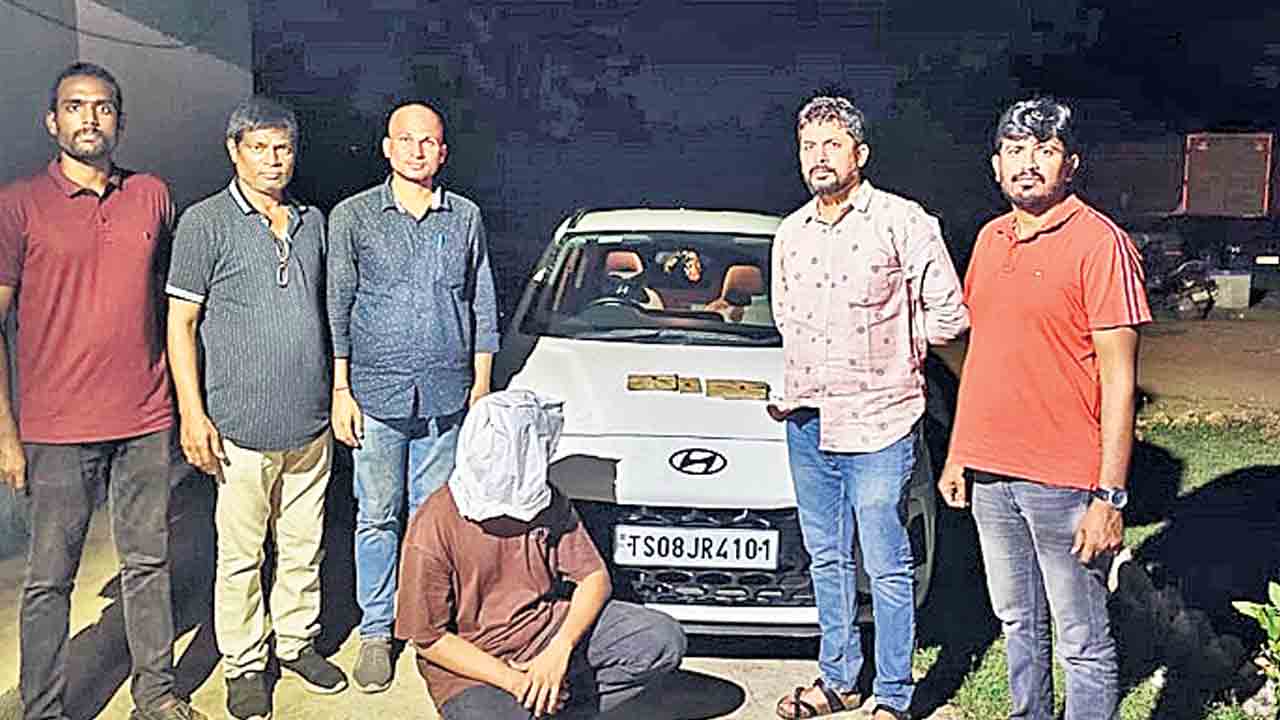 డ్రగ్స్‌ ముఠా గుట్టు రట్టు