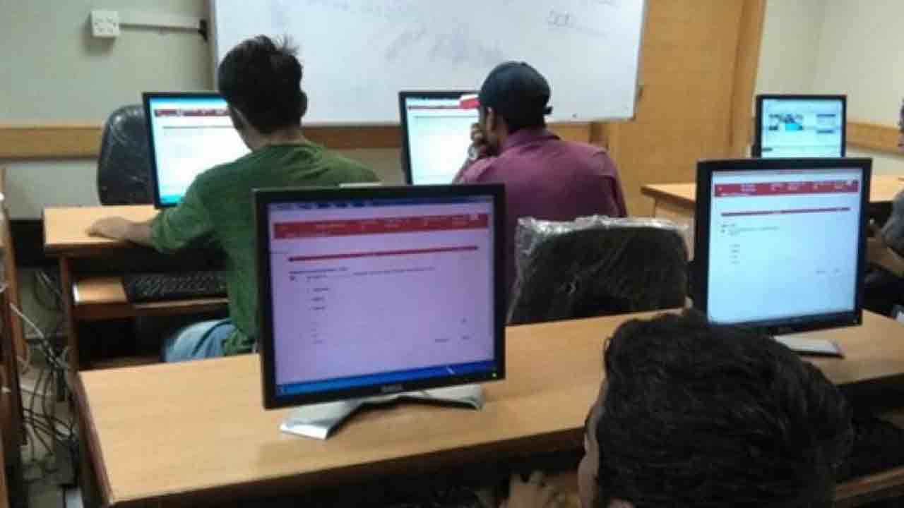 Free Computer Coaching | ఉచిత కంప్యూటర్‌ శిక్షణ, ఉద్యోగ అవకాశాలు : క్యాడర్‌ టెక్‌ మహీంద్రా ఫౌండేషన్‌ ప్రతినిధి నాగరాజు