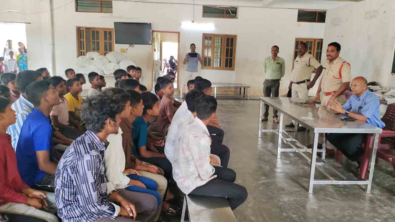 Ganja | గంజాయి మత్తులో భవిష్యత్తు ఛిద్రమవుతుంది : ఎస్ఐ శ్రీకాంత్