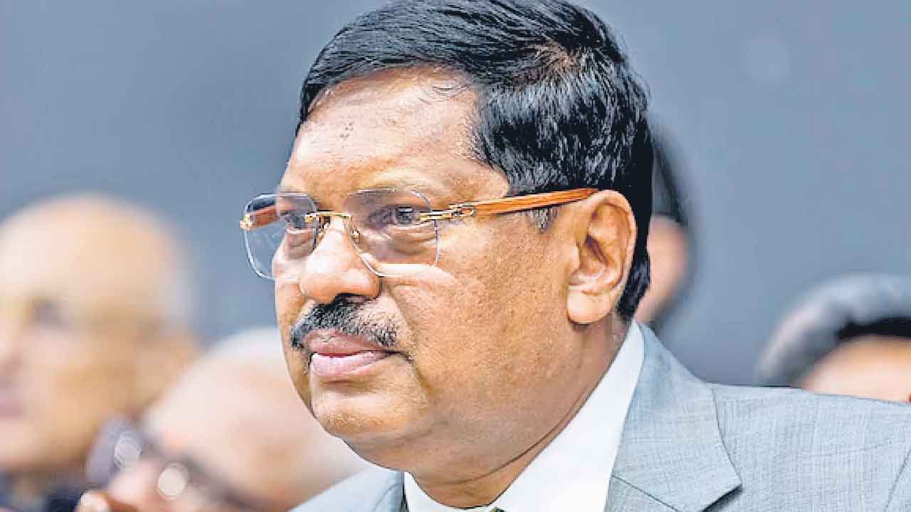 పార్లమెంట్‌ కాదు.. రాజ్యాంగమే అత్యున్నతం