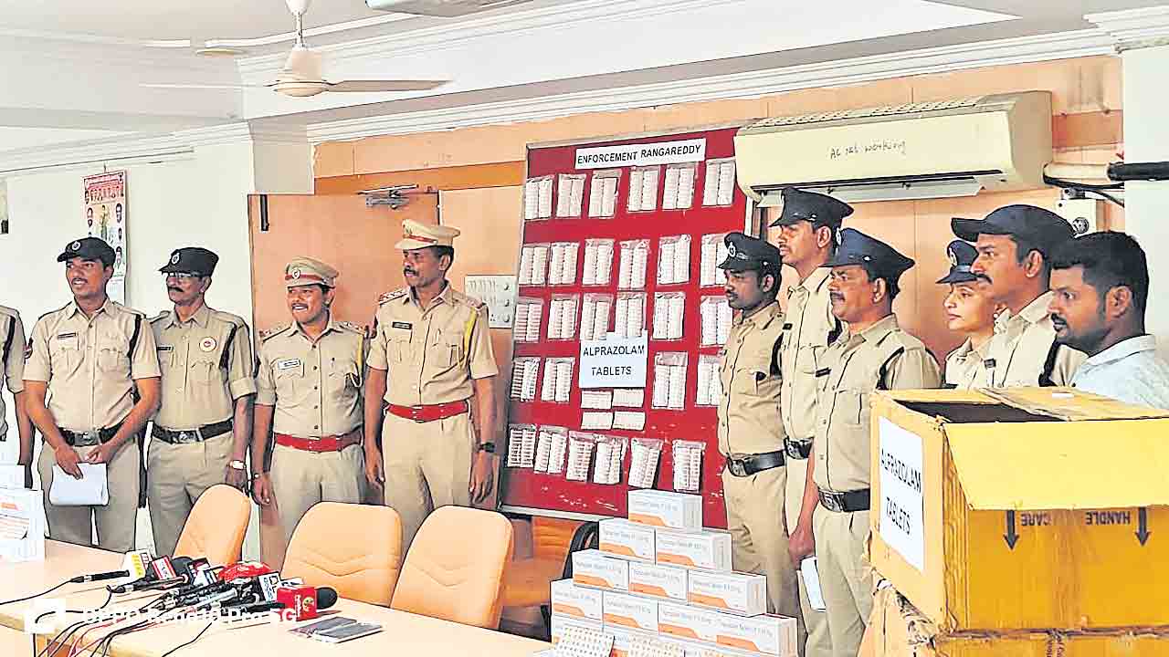 మత్తు రాకెట్‌ గుట్టురట్టు