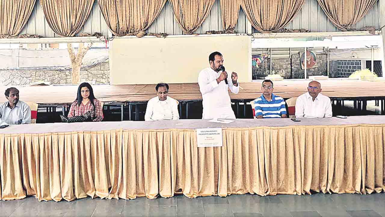 ఇంటింటికీ ఉద్యమం