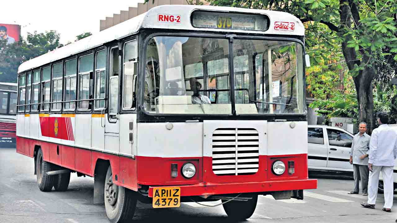 తప్పని చిల్లర కష్టాలు