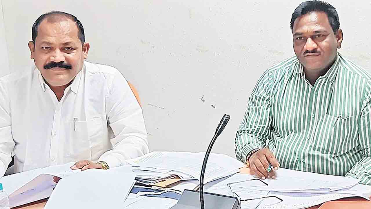 ఎన్‌డీపీఎల్‌, నకిలీ మద్యంపై నిఘా పెట్టండి