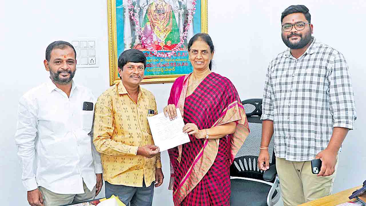 నియోజకవర్గ అభివృద్ధికి కృషి