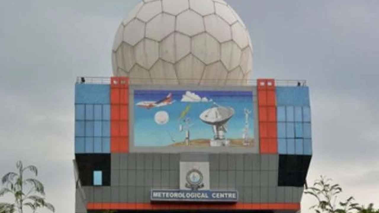 మందగమనంలో నైరుతి.. రాష్ట్రంలో మారిన వాతావరణ పరిస్థితులు