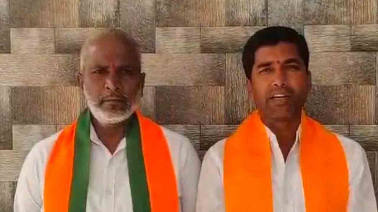 Indiramma Houses | పైలెట్ ప్రాజెక్ట్ వార్డుకు ఆరు ఇందిరమ్మ ఇండ్లా..? ఈ కక్షా రాజకీయాలేంటో..?
