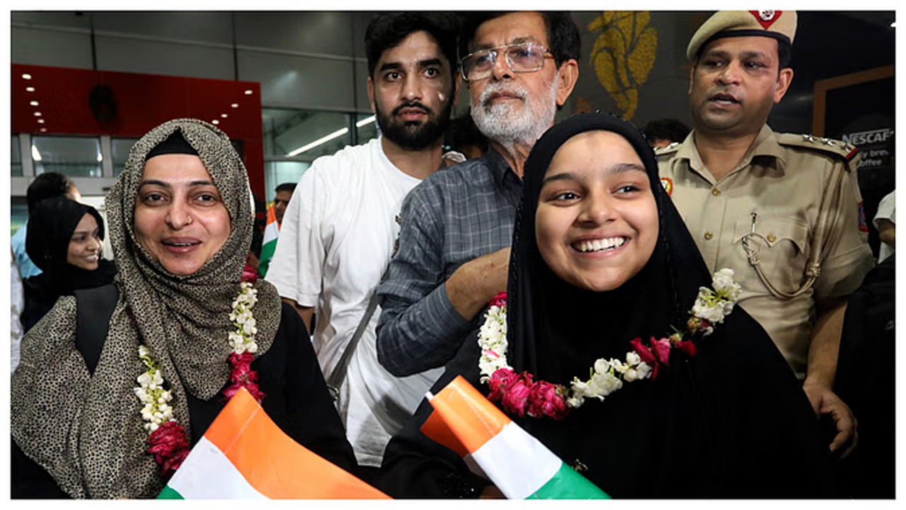 Operation Sindhu | ఆపరేషన్‌ సింధు.. భారత్‌కు 290 మంది భారతీయులు.. స్వాగతం పలికిన విదేశాంగ శాఖ..!