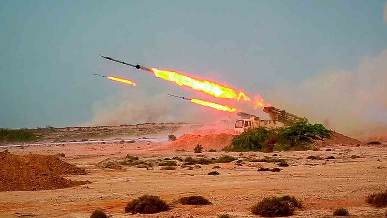 Iran vs Israel | ఇజ్రాయెల్‌పై క్షిపణులతో విరుచుకుపడుతున్న ఇరాన్‌